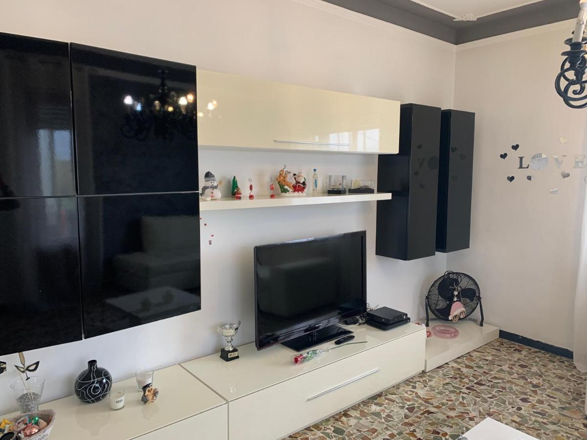 La Casa Di Vale Apartment Marina di Massa Ngoại thất bức ảnh